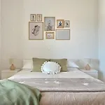 Apartamento & Joy Of Life In Makarska