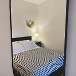 & Joy Of Life In Apartamento *