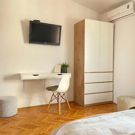 Apartment & Joy Of Life In