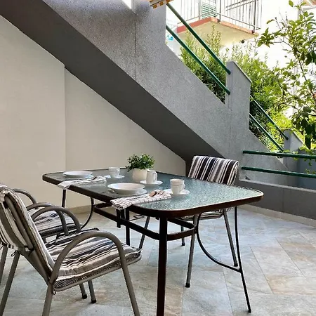 & Joy Of Life In Makarská