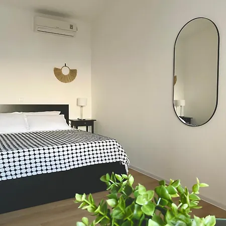 Apartman & Joy Of Life In *