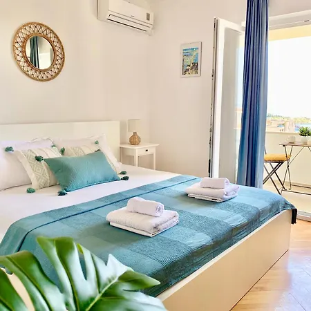 Apartment & Joy Of Life In