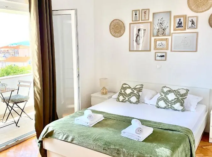 & Joy Of Life In Apartman *