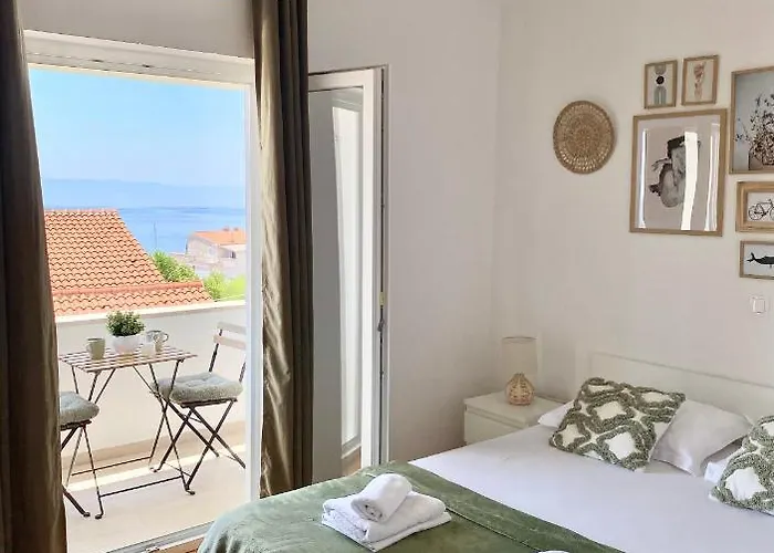 & Joy Of Life In Apartment Makarska